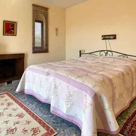 Ref 325 Elena Fuengirola