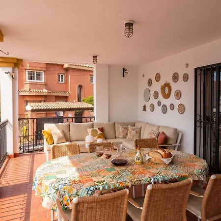 Villa Ref 325 Elena Fuengirola
